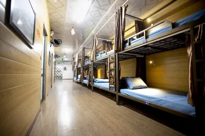 Moc May by NorthStar Hostel & Tours