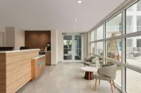 Sea Glass Beach Place, Trademark Collection by Wyndham فنادق في Lauderdale-by-the-Sea
