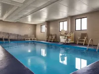AmericInn by Wyndham Madison WI Các khách sạn gần Công viên Warner
