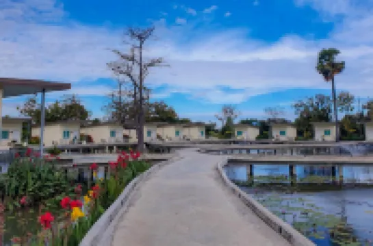 At Pream and Chan Resort