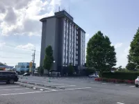 露櫻飯店-佐野藤岡交流道口店 佐野市役所附近的飯店