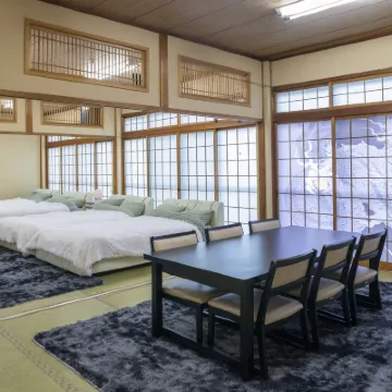 Glamping Hoshigaminomori Hotels near Stone Museum Hakusekikan
