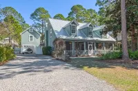 Private 5-bedroom house with private screened in pool and beach access