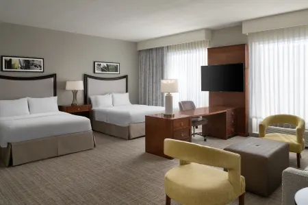 Hampton Inn & Suites Orlando Downtown South/Medical Center Отели рядом с достопримечательностью «Harry P Leu Gardens»