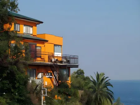 Beach Commune Simploose (Adult Only)