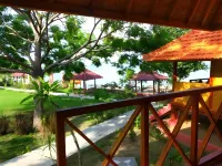 Gili Gede Island - Yut Inn Flower Paradise Hotels in Pelangan
