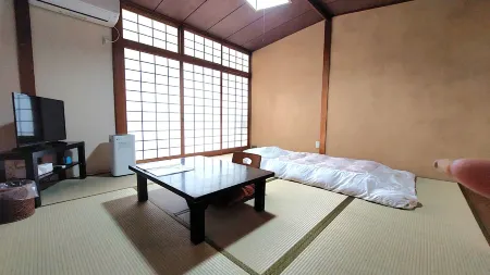 Ougiya-Ryokan Отели рядом с достопримечательностью «Kasugasan Rinsenji Temple»