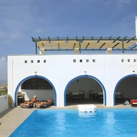 Hotel Semeli Отели рядом с достопримечательностью «Коурос Меланон»