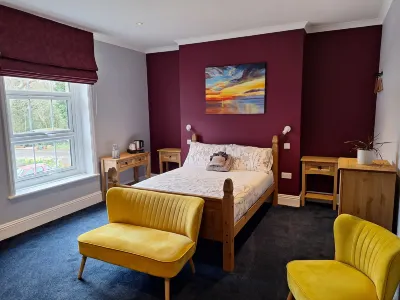 Comfortable and Spacious - Guest Room 7 Hôtels à : 