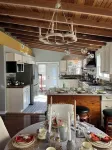 “Lovely” Bungalow near downtown Quincy!