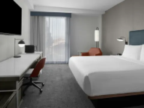 Courtyard San Jose Airport Hotels in San Jose