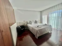 House with heated pool all year round Hotel di Torreira