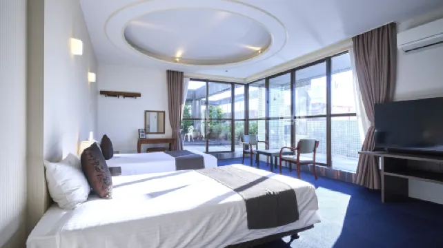 Okinawa Hotel Precia