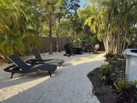 Hibiscus House - Heated Pool