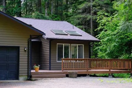 Rainier Retreat close to White Pass Отели рядом с достопримечательностью «La Wis Wis Campground»