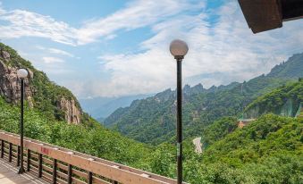 Yangyang Seorak Spa Herb Ville Pension