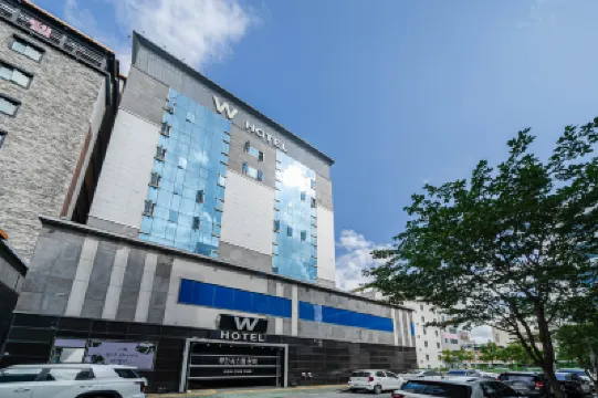 W Hotel Hotels near Mulgeum-Yeog