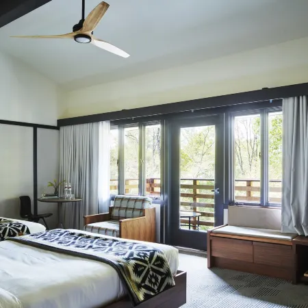 Skyline Lodge