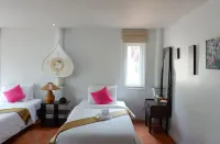 Ayutthaya Garden River Home