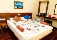 Detour Beach View Hotels in Hangnaameedhoo