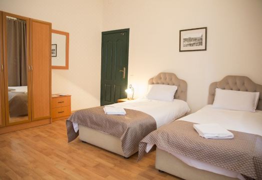 3. 올드 시티 인 ..