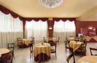 Hotel de Paris - breakfast
