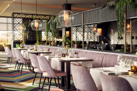 Van der Valk Hotel Leeuwarden Отели в г. Jorwert