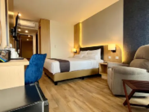 Front One Boutique Adria Boyolali Hotel di Boyolali