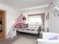 Apartment in Thuringian Forest with Garden - Apartments