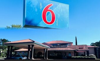 Studio 6 Savannah, GA - Gateway & I-95