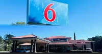 Motel 6 Savannah, GA - Gateway & I-95 Hotel a Savannah