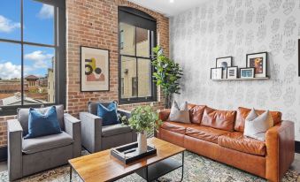 888 Baronne