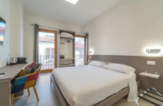 Nuova -Luxury Rooms & Apartment- Hotel a 