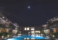 Phoenix Resort
