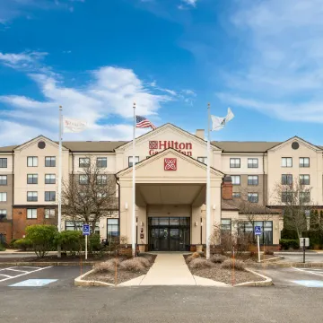 Hilton Garden Inn Plymouth Отели рядом с достопримечательностью «Plymouth Mayflower»