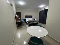 Bayside Suites Hotel - 2-Star