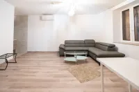 Pavillon Fani Hotels in Thiers