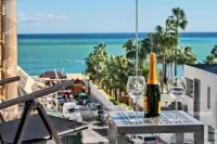 Carihuela Suites