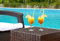 White Rock Castle Hotel & Wellness Club - Pools