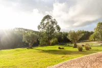 AR Country House