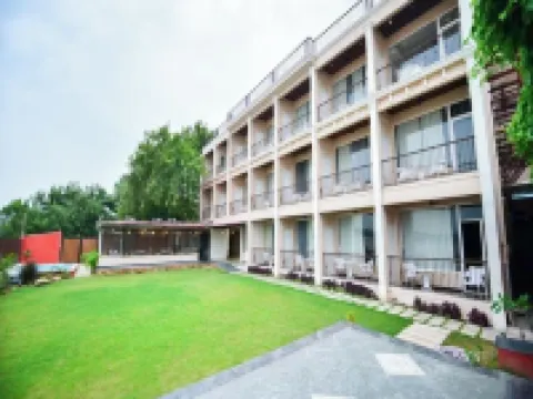 Hotel Aviral Ganga Hotels in Varanasi