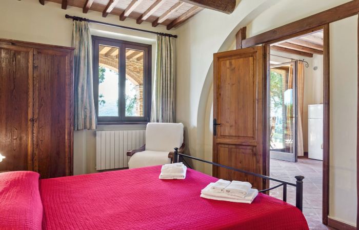 Farmhouse in Suvereto with Sea Views
