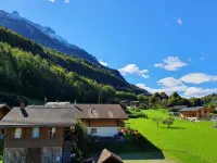 Lake Lodge Hostel - Mountain View