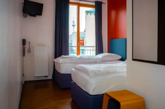 St Christopher's Inn Berlin Mitte Отели рядом с достопримечательностью «Рейхстаг»