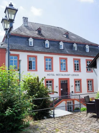Hotel Lekker Отели в г. Дхронеккен
