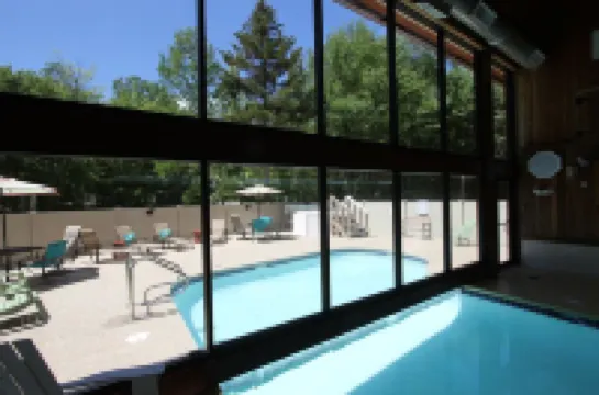 Black Bear Lodge Hotels in Waterville Valley