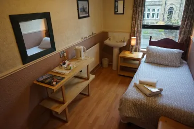 The Boundary Hotel - B&B Hotels in University District