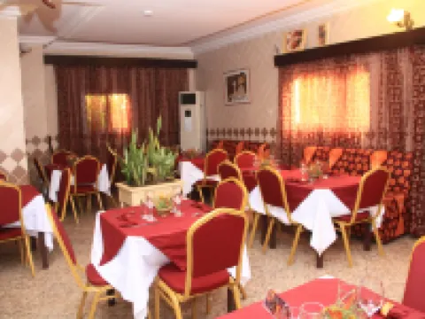 日落飯店 阿比讓住宿飯店