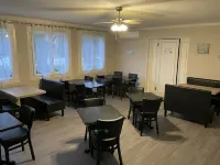 Logis Hôtel le Clement V Hotels in Saint-Laurent-des-Arbres