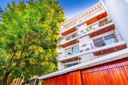 Luxury Apartments in Palermo - by BueRentals Отели рядом с достопримечательностью «Сад Ботанико Карлос Тайс»